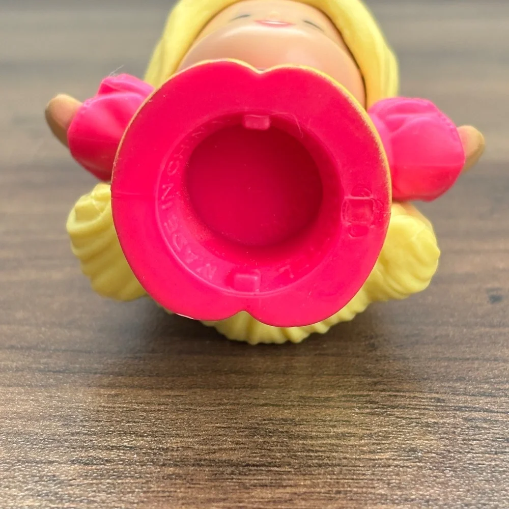 Little People BARBIE Girls RACE CAR DRIVERS African American Blonde Toy Figure 2